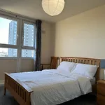 Amazing Room In Glasgow City