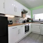 2 Bedroom Apartment At Secc Hydro Free Parking