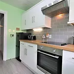 2 Bedroom Apartment At Secc Hydro Free Parking
