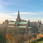 Beautiful Flat With Panoramic Views Over The City