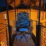 Bright Central Flat With Balcony And Free Parking