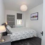 Newly Renovated City Apartment