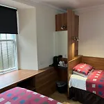 Smiths Hotel
