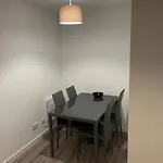 Modern 2 Bedroom City Apartment