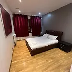 City Centre - 2 Bed Apartment
