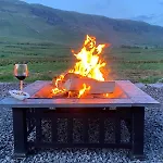 Campsie Luxury Pods With Hot Tub
