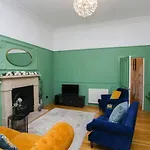 Lovely Spacious 2 Bed Flat