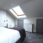 Three Bedroom Upper Flat In Jordanhill
