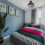 Sleepwell Apartments