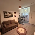 Govan 1 Bedroom