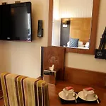 Acorn Hotel