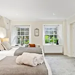 Timeless 5 Bed Duplex Flat