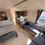 3-Bedroom Swift Caravan - Uddingston, Glasgow