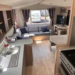 3-Bedroom Swift Caravan - Uddingston, Glasgow