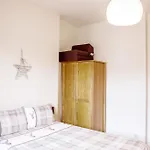 G11 West End Glasgow Apartment