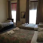 Smiths Hotel