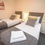 Admirals Gate Apartment