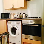 Macapartments -Queen Elizabeth House
