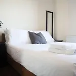 Diamond - Lochview Apartment