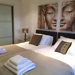 Sec Hydro Argyle Apartment West End - 2 Bedrooms