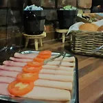 Lorne Hotel