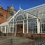 Glasgow Green Apartments
