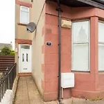 Lomond Serviced Apartments- Hydro House