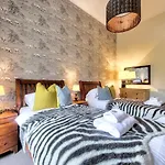 Amadeus Serviced Apartment