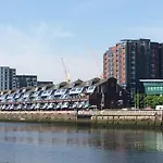 Riverheights Very Near Sse Hydro