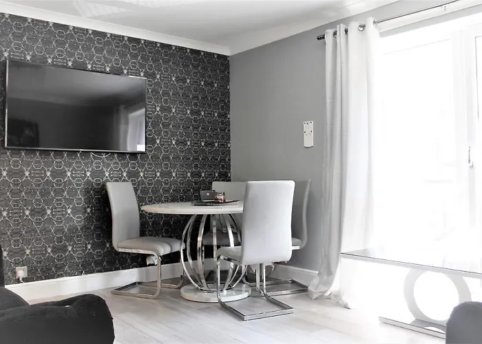 2 Bedroom Apartment At Secc Hydro Free Parking
