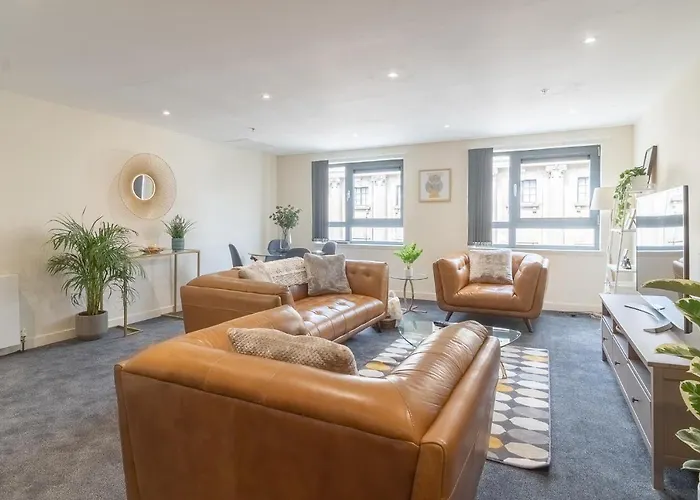 Charming Westend/City Centre Apartment
