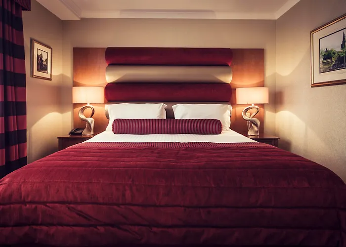 Carlton George Hotel
