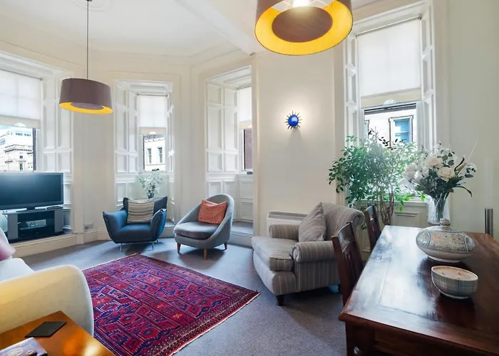 West George Street Apartment