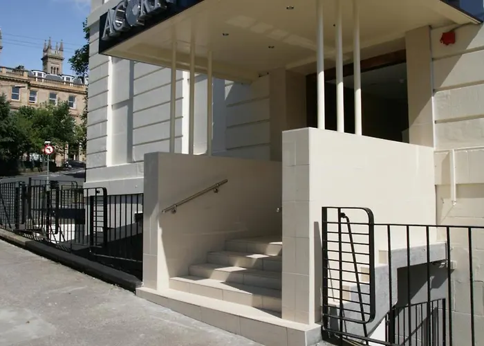 Acorn Hotel