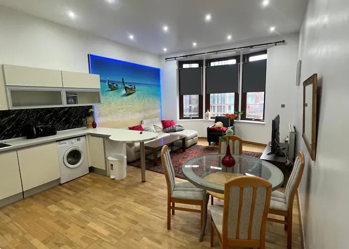City Centre - 2 Bed Apartment