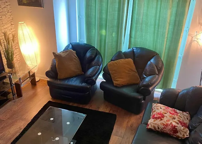 3 Bed ,2 Bedroom City Centre Apt Glasgow