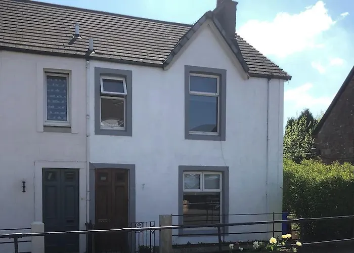 House In Drymen Village With Free Local Health Club Access