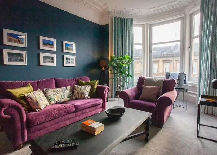 Newly Renovated Flat In Trendy Finnieston