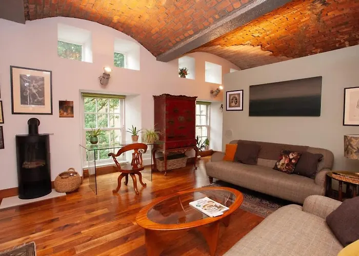 Unique House In Park District