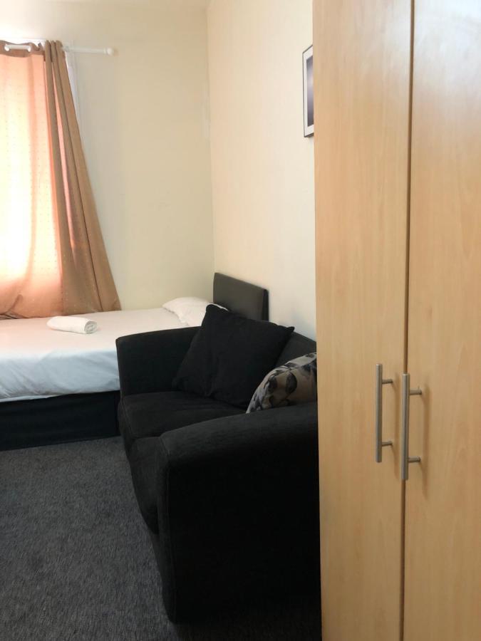 Bed & Breakfast Renfrew At Centre