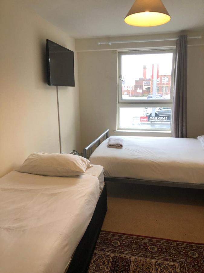 Wallace Budget Glasgow