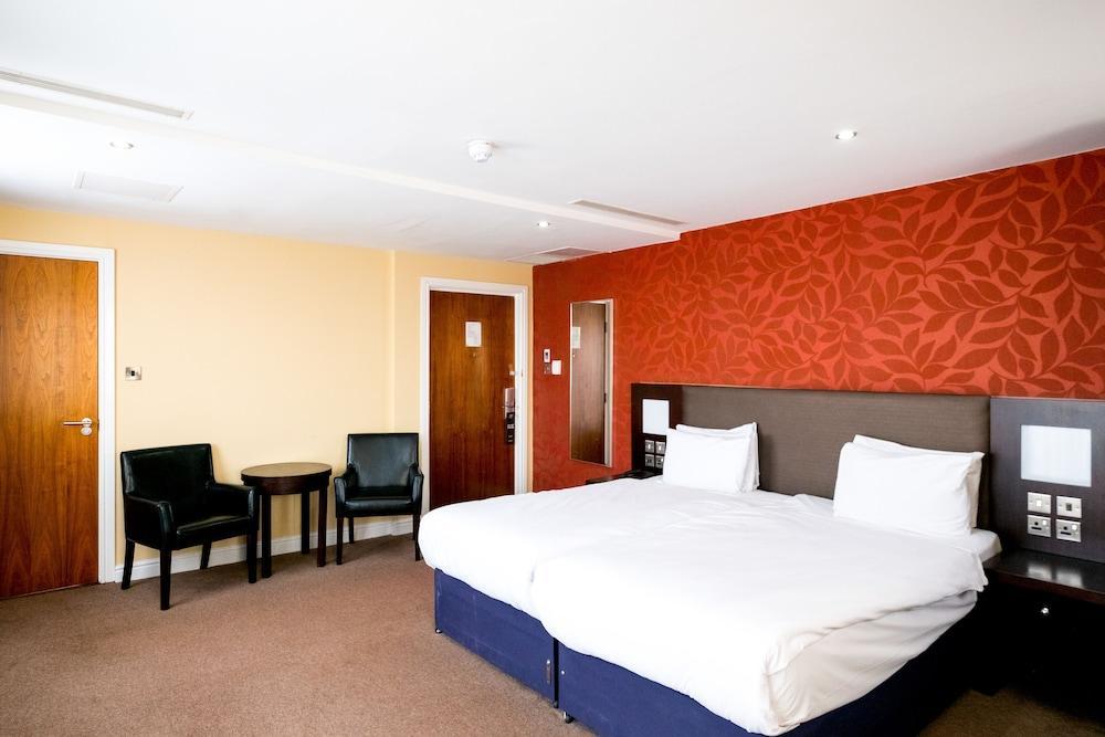 Hotel Lorne 3*