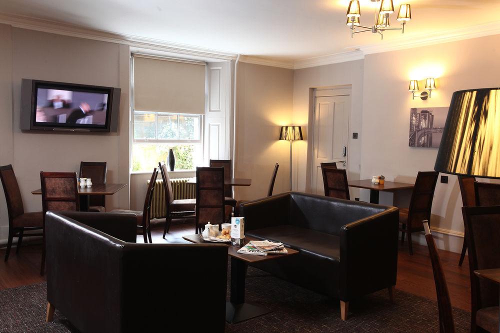Safestay Charing Cross Hotel 3*
