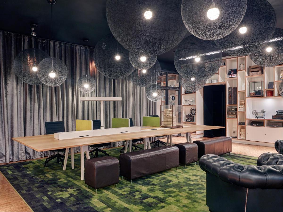 Citizenm