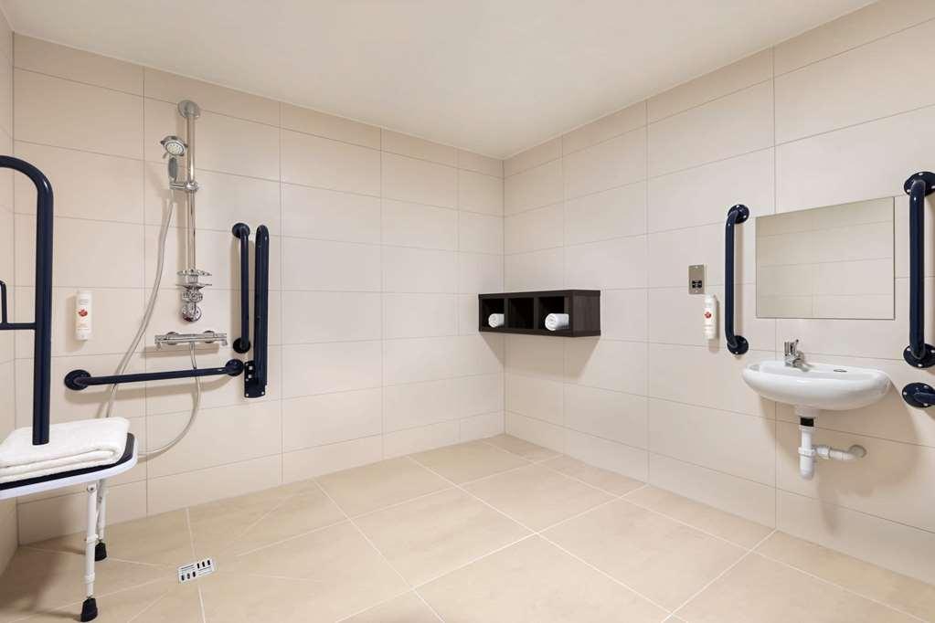 Ramada By Wyndham East Kilbride Hotel Glasgow