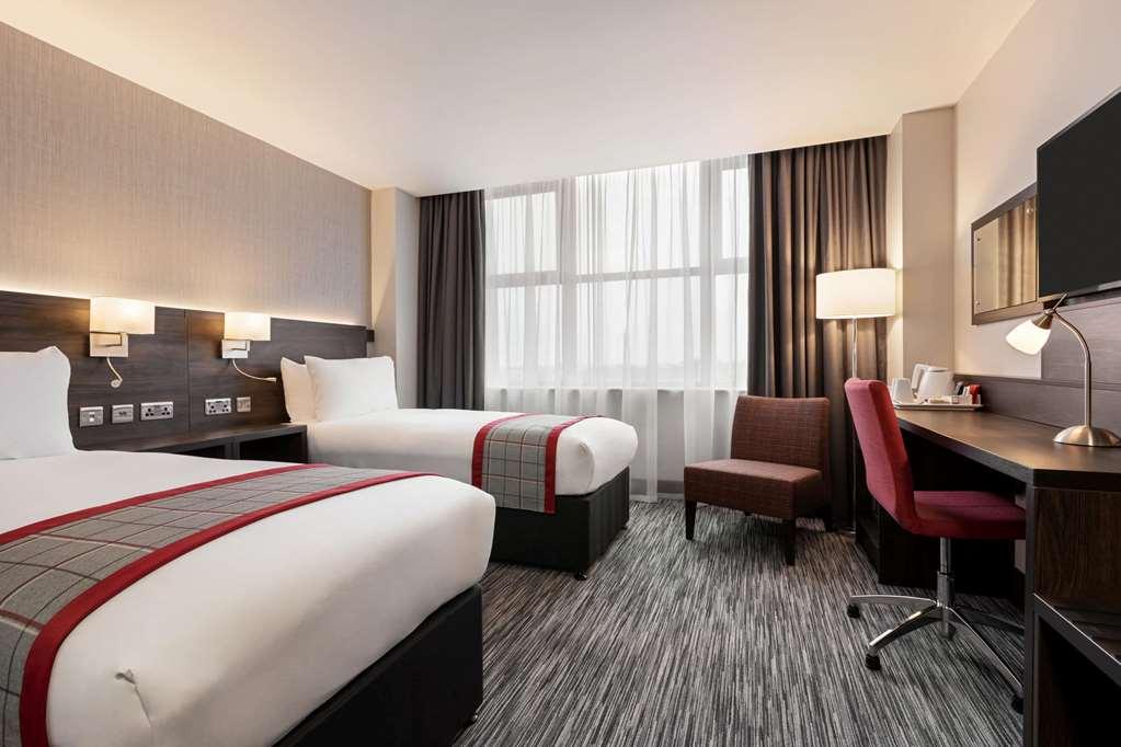 Ramada By Wyndham East Kilbride Glasgow