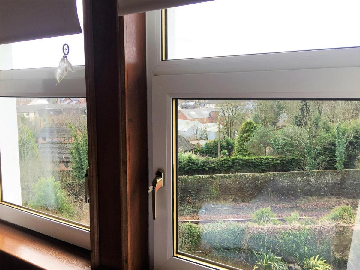 Homestay Emo Glasgow