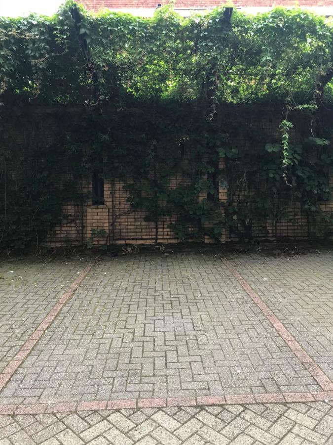 Apartment City Centre Riverside With Private Parking Glasgow