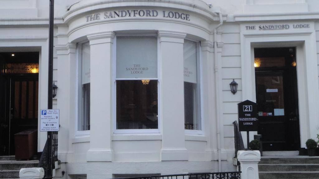 Sandyford 3*
