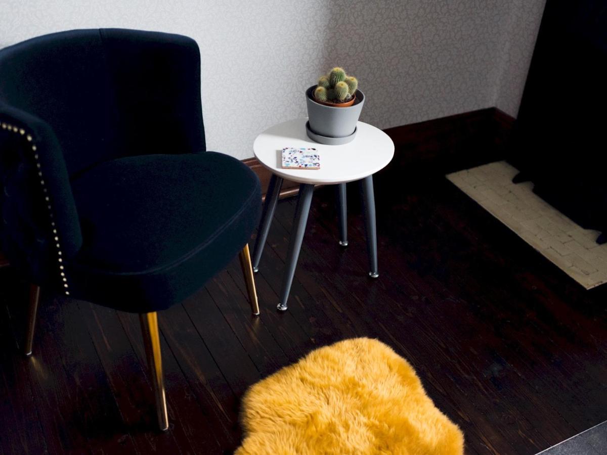 Apartment Pass The Keys Beautiful, Traditional 2 Bed Flat W Free Parking